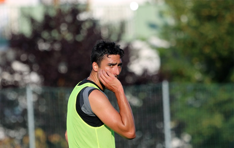 Тренировки день за днем - работа на сборе продолжается