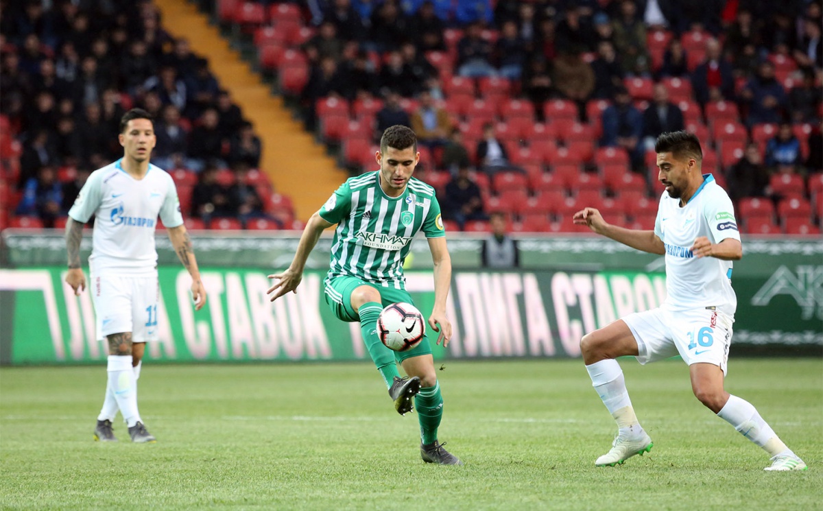 "Ахмат" сыграл вничью с "Зенитом"