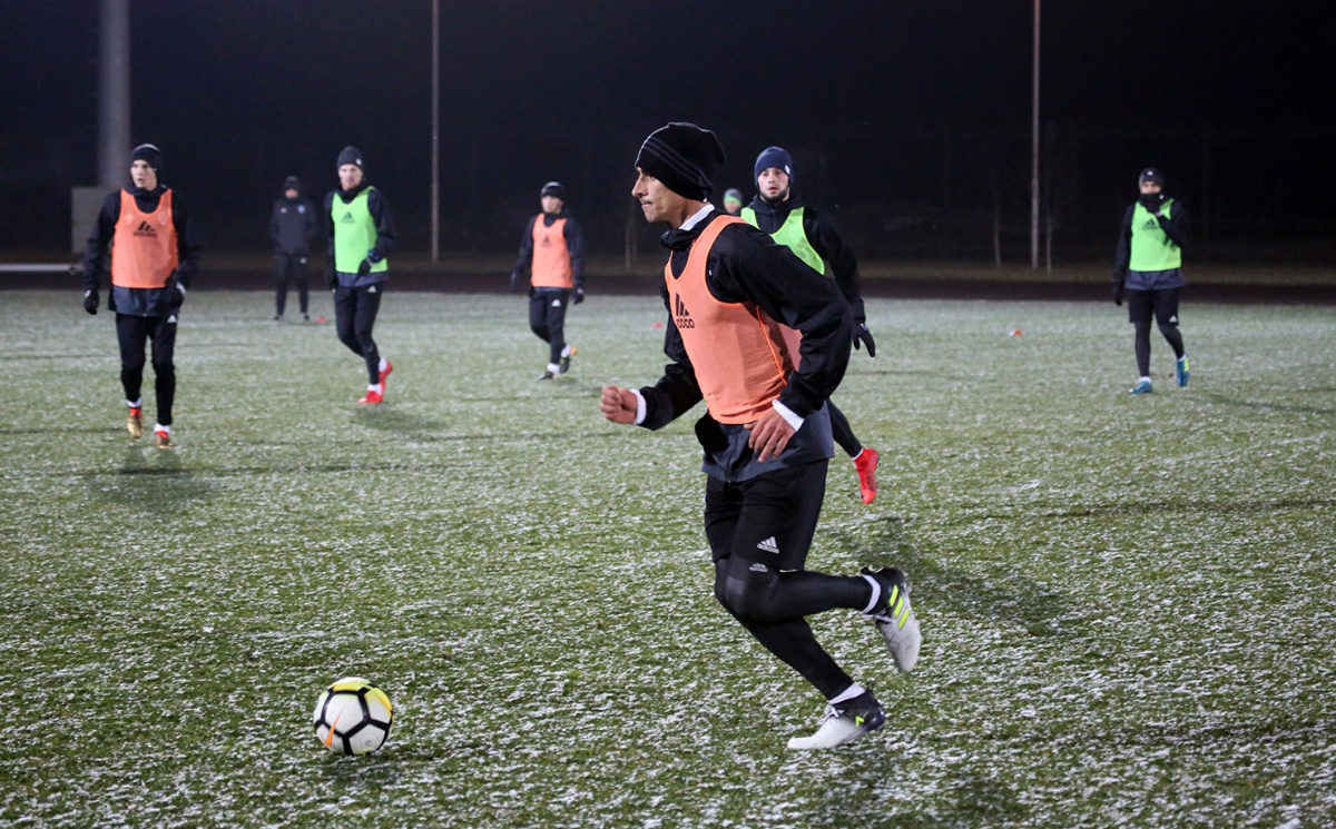 ФК "Ахмат" начал подготовку к матчу с "Краснодаром"