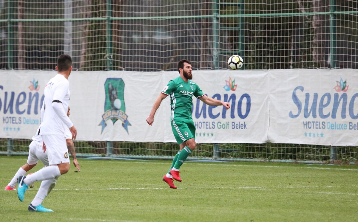 "Ахмат" одержал победу над "Славией" в товарищеском матче