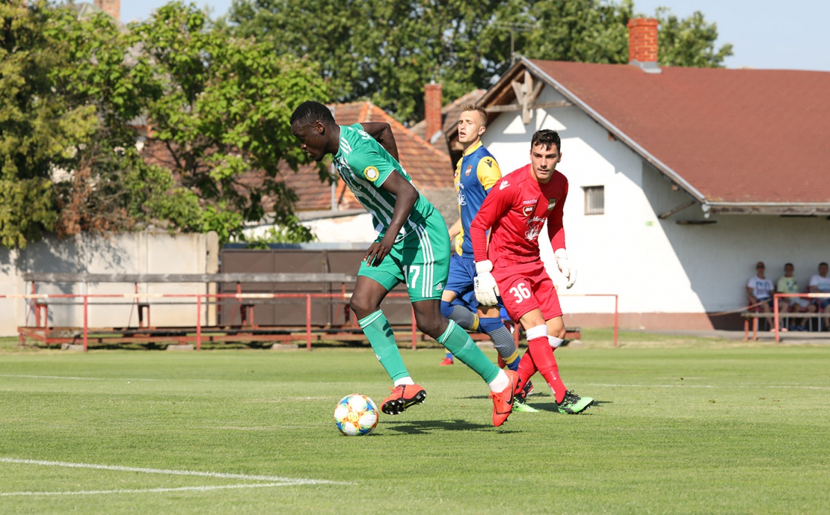 Пента-трика Мбенга принёс «Ахмату» крупную победу