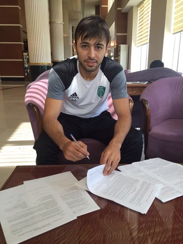 Джабраилов заявлен за "Терек", а Ахьядов ушёл в аренду