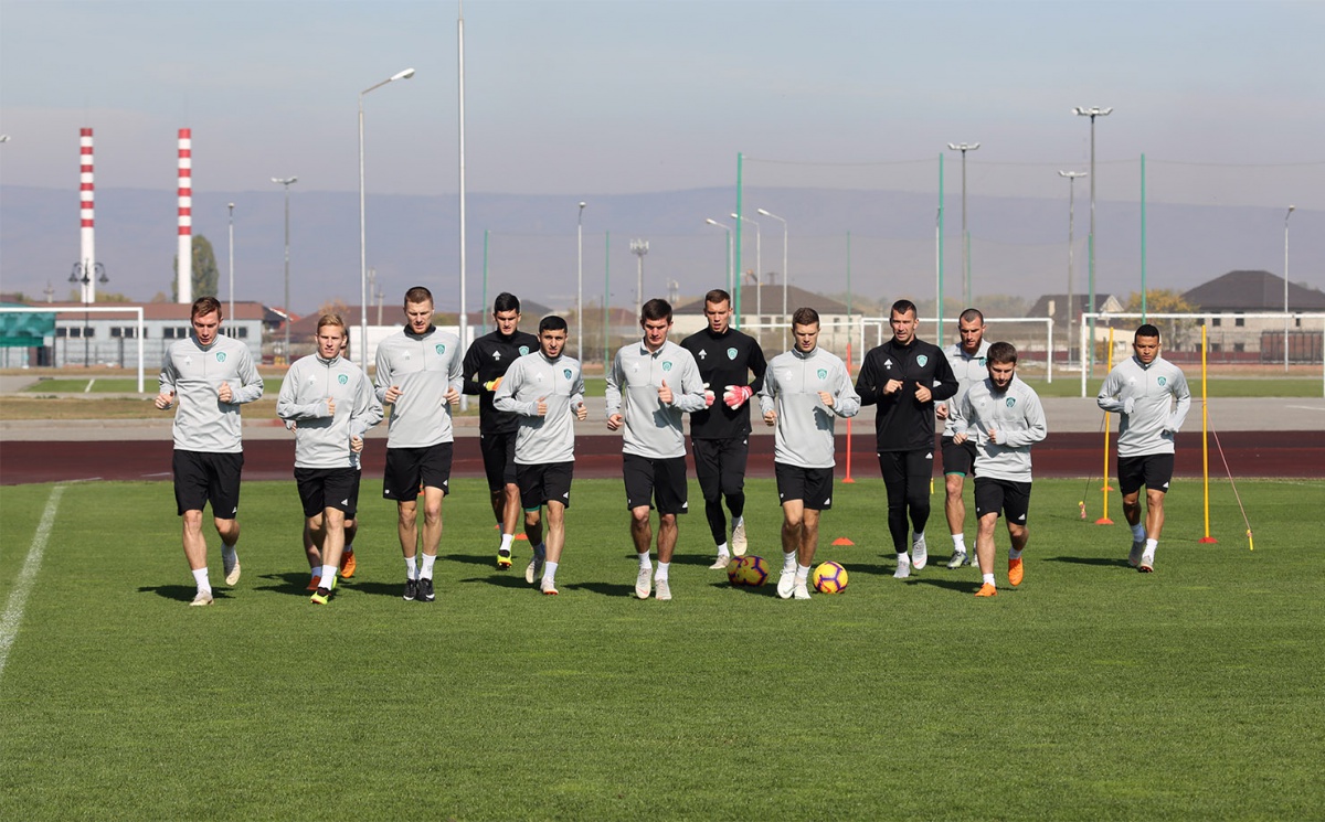 Грозненцы во вторник провели утреннюю тренировку