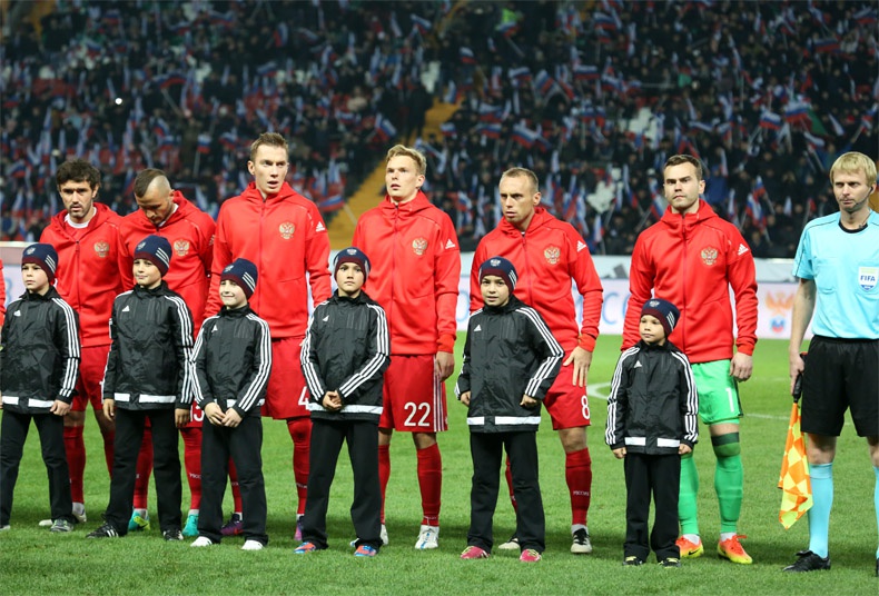 Сборная России одержала победу над Румынией в Грозном