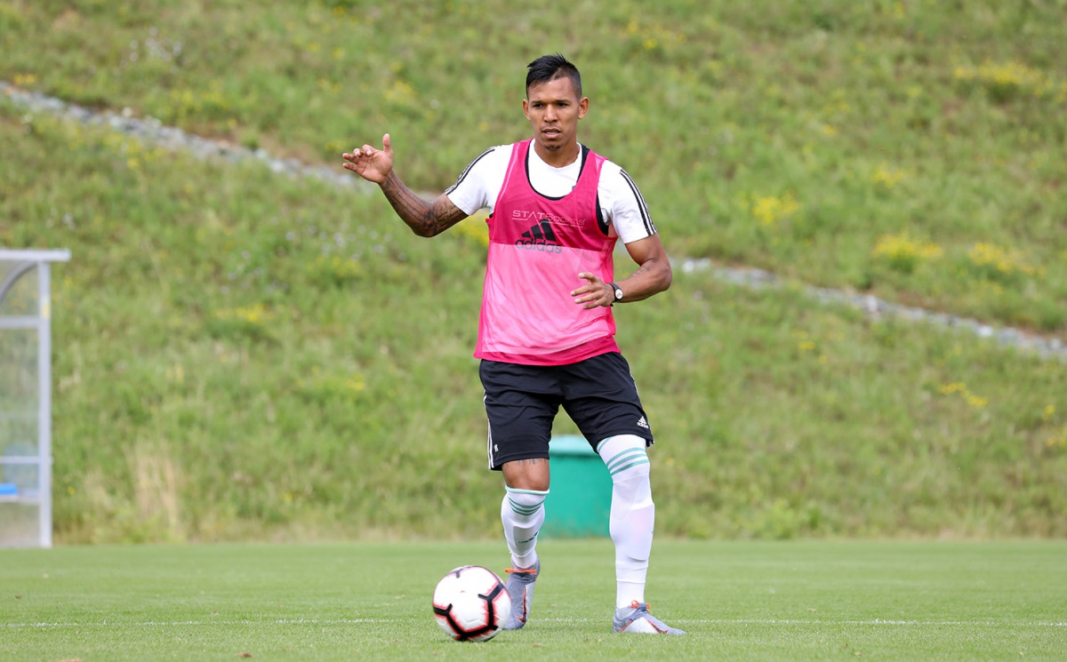 В четверг "Ахмат" проведет две тренировки на сборе в Австрии