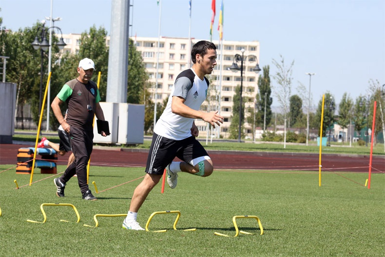 Фоторепортаж: «Терек» ведет подготовку к матчу с ЦСКА