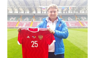 Сборная России сыграет с румынами в новой форме