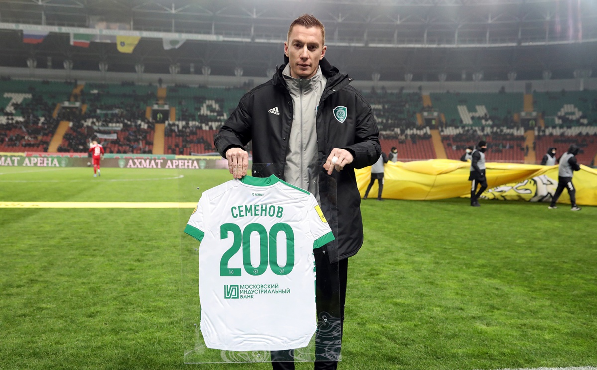 Андрей Семёнов провел 200 матчей за "Ахмат"!