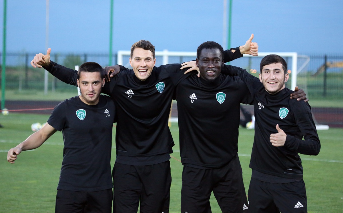 Грозненцы провели вечернюю тренировку 