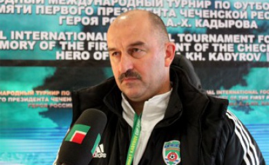 Станислав Черчесов: «В интересах сборной перенос одного тура допустим. Но почему два?» (Видео)